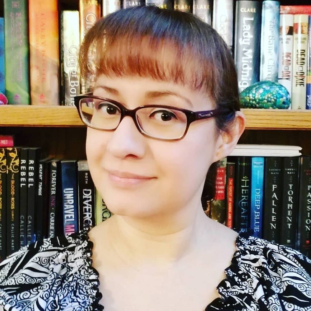 Meet your Posher, Alexia